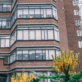 Decroly Education Centre Home Building