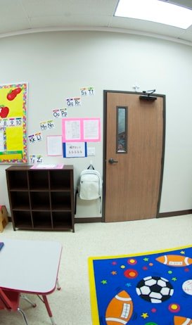 Decroly Education Centre Home Class