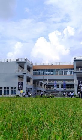 Decroly Education Centre Home